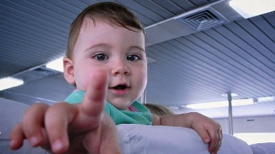 【記事】Google「DeepMind」の人工知能は赤ん坊のように「触って覚える・判別する」能力を学習したとの発表