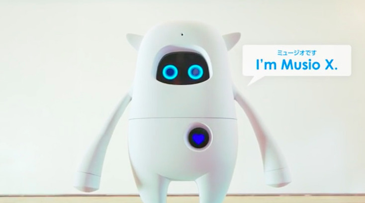 【記事】話すほどに賢く。人工知能搭載の英語学習用コミュニケーションロボット